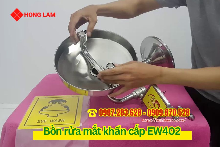 bồn rửa mắt khẩn cấp EW402