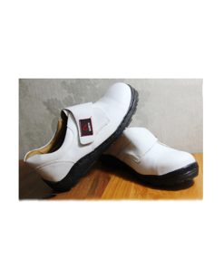 Giày bảo hộ lao động màu trắng UK01A