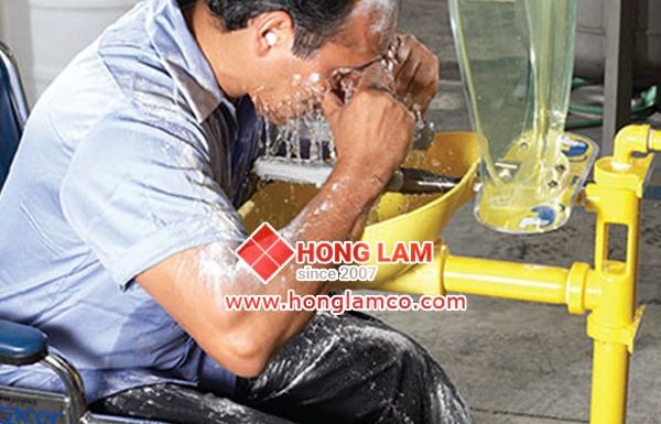 Hướng dẫn kiểm tra Trạm rửa mắt khẩn cấp và vòi sen | Hồng Lam Co