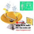 Trang bị biển báo bồn rửa mắt khẩn cấp tại xưởng làm việc